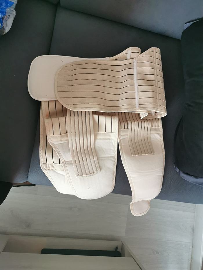 Customer photo — Fits well, no rolling up